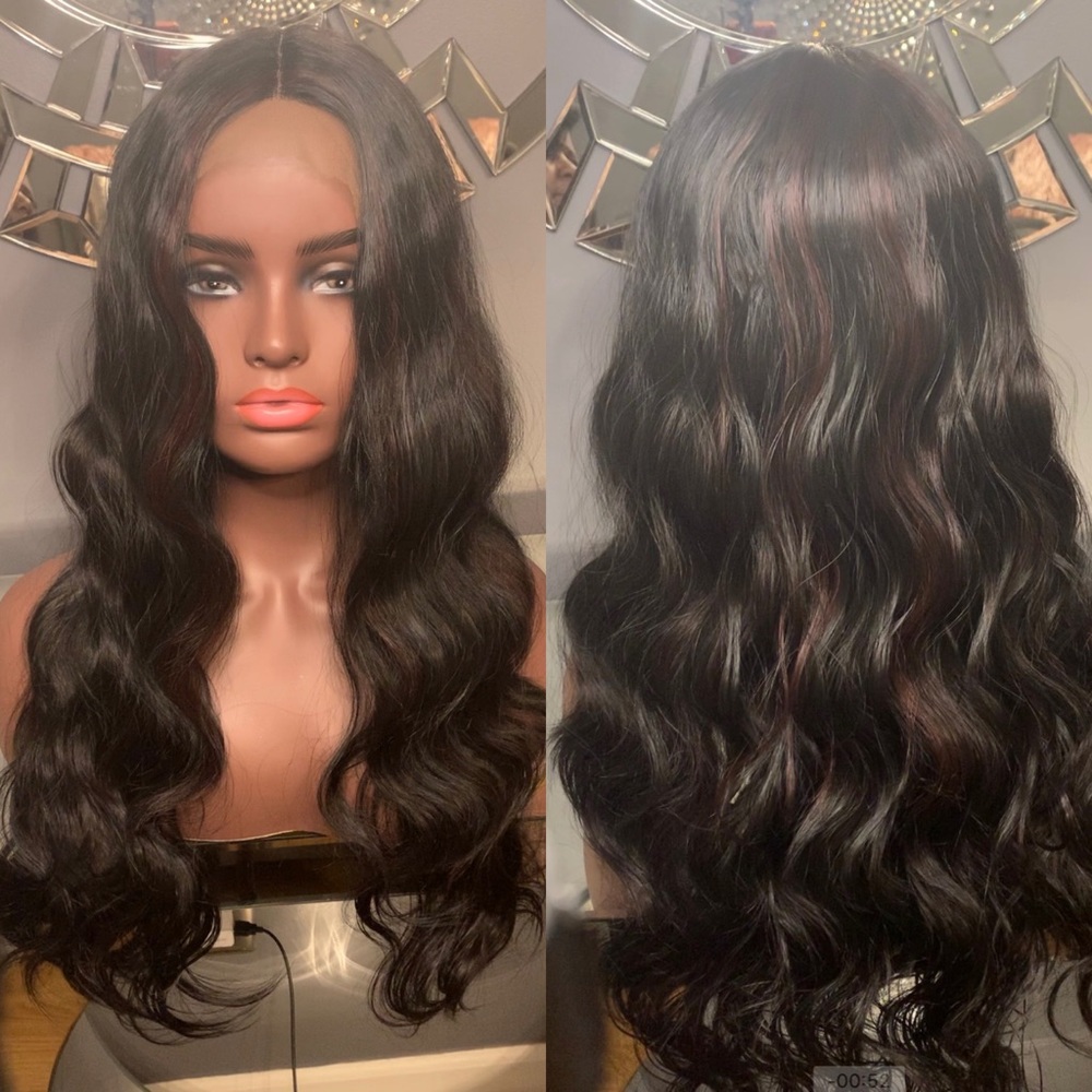 Body Wave Wig with Burgundy Highlights